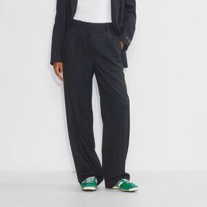 Aritzia The Effortless Pant™ - (Re)fined Pinstripe in size 4